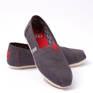 TOMS Shoes Audi Special Edition Slip On Automotive Car Enthusiast Size 7.5